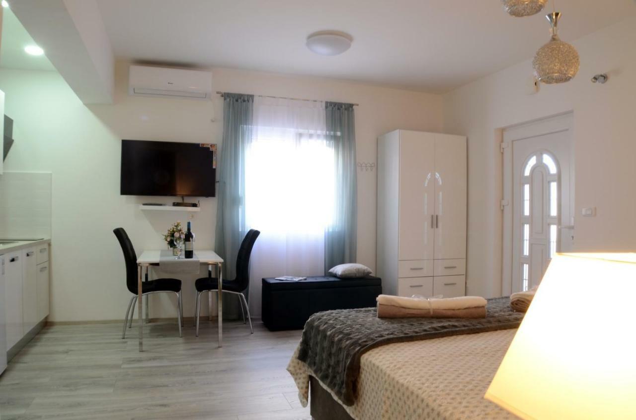 Apartments La Luna Zadar Buitenkant foto